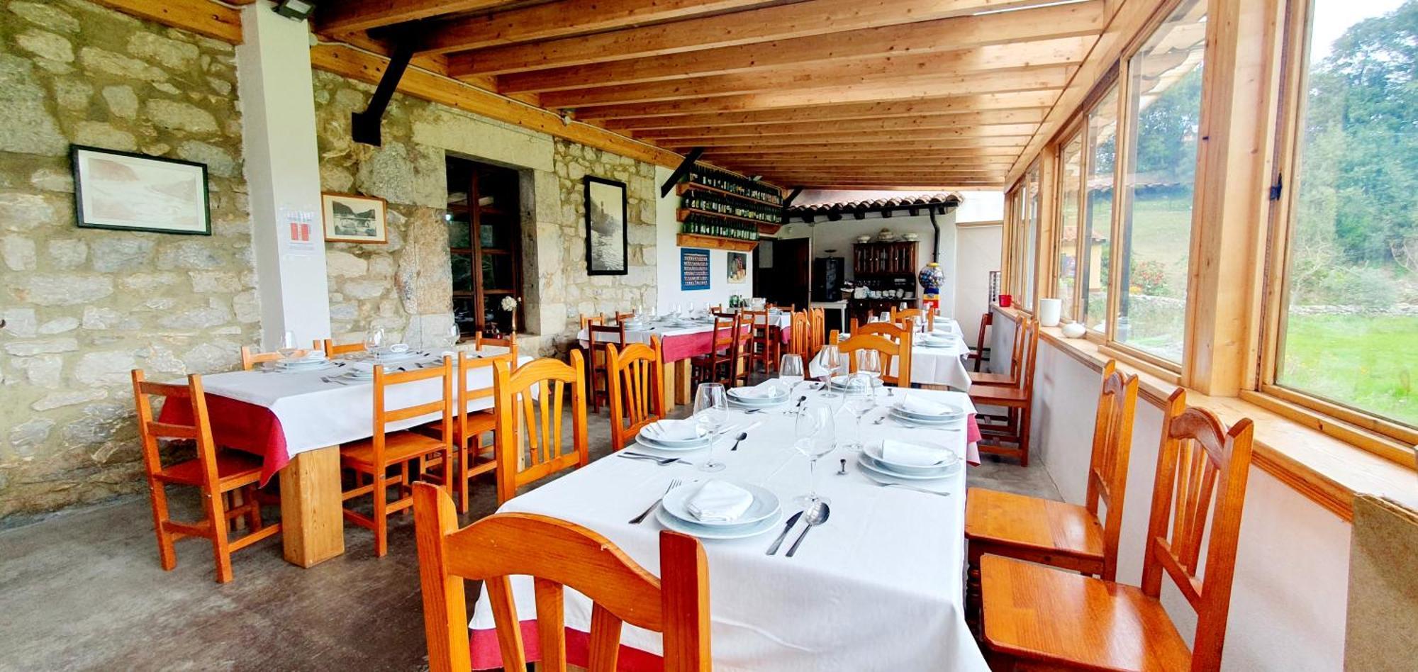 Sidreria La Casa Abajo Ξενοδοχείο La Franca Εξωτερικό φωτογραφία